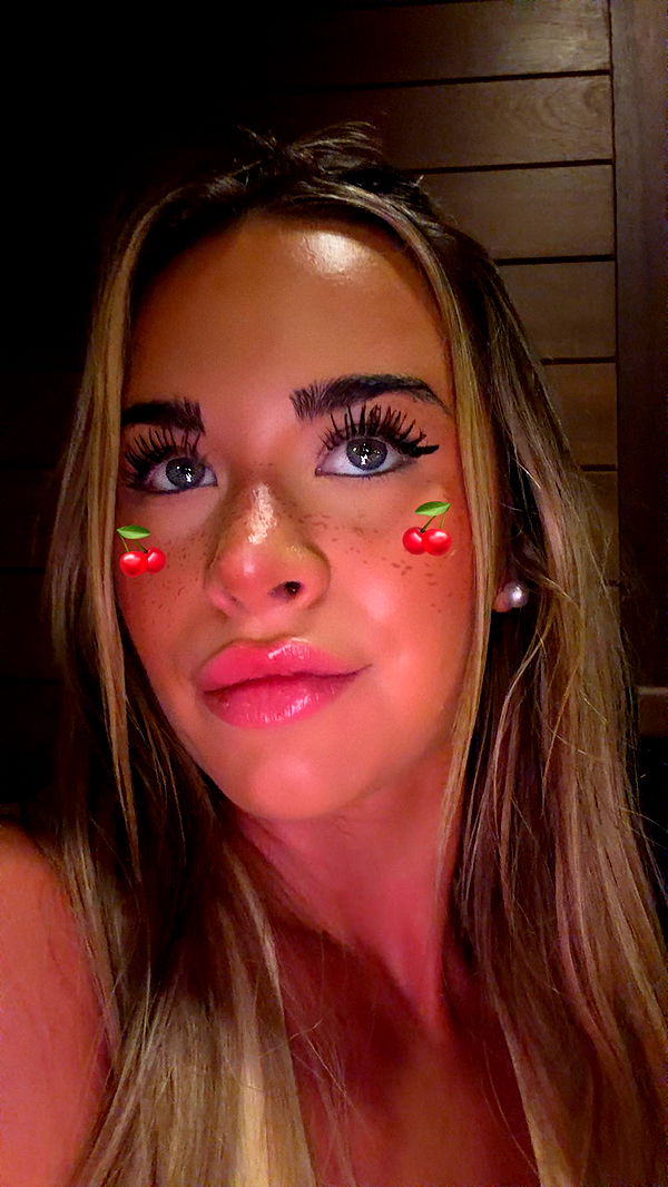 emilyelizabbeth image ~ Altpins