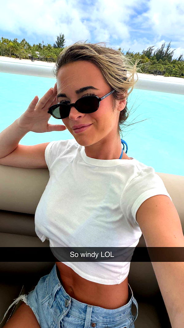 emilyelizabbeth image ~ Altpins