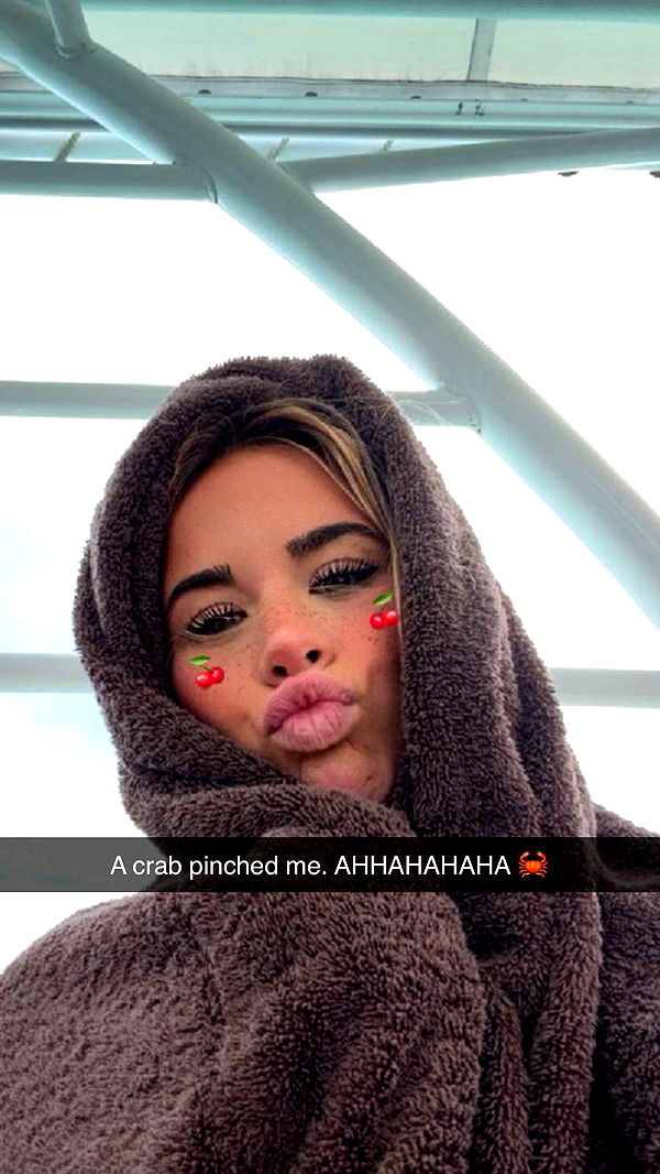 emilyelizabbeth image ~ Altpins