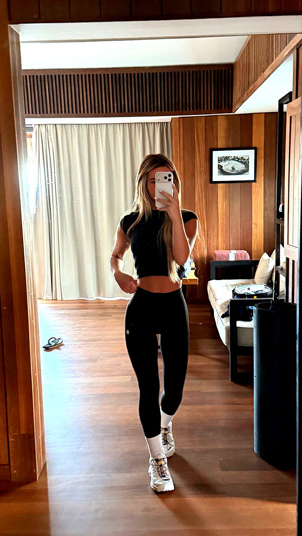 emilyelizabbeth image ~ Altpins