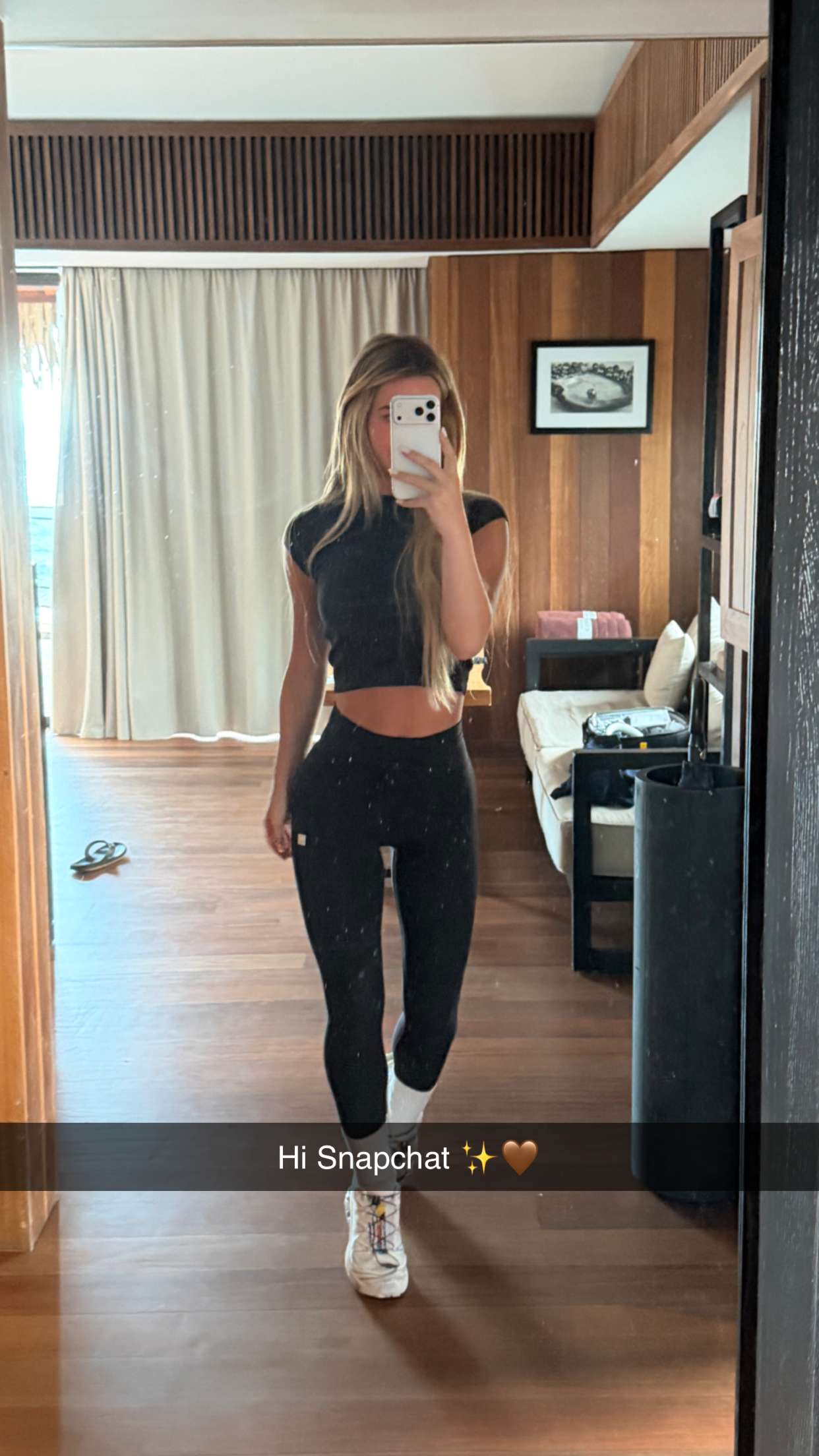 emilyelizabbeth snapchat image archive image