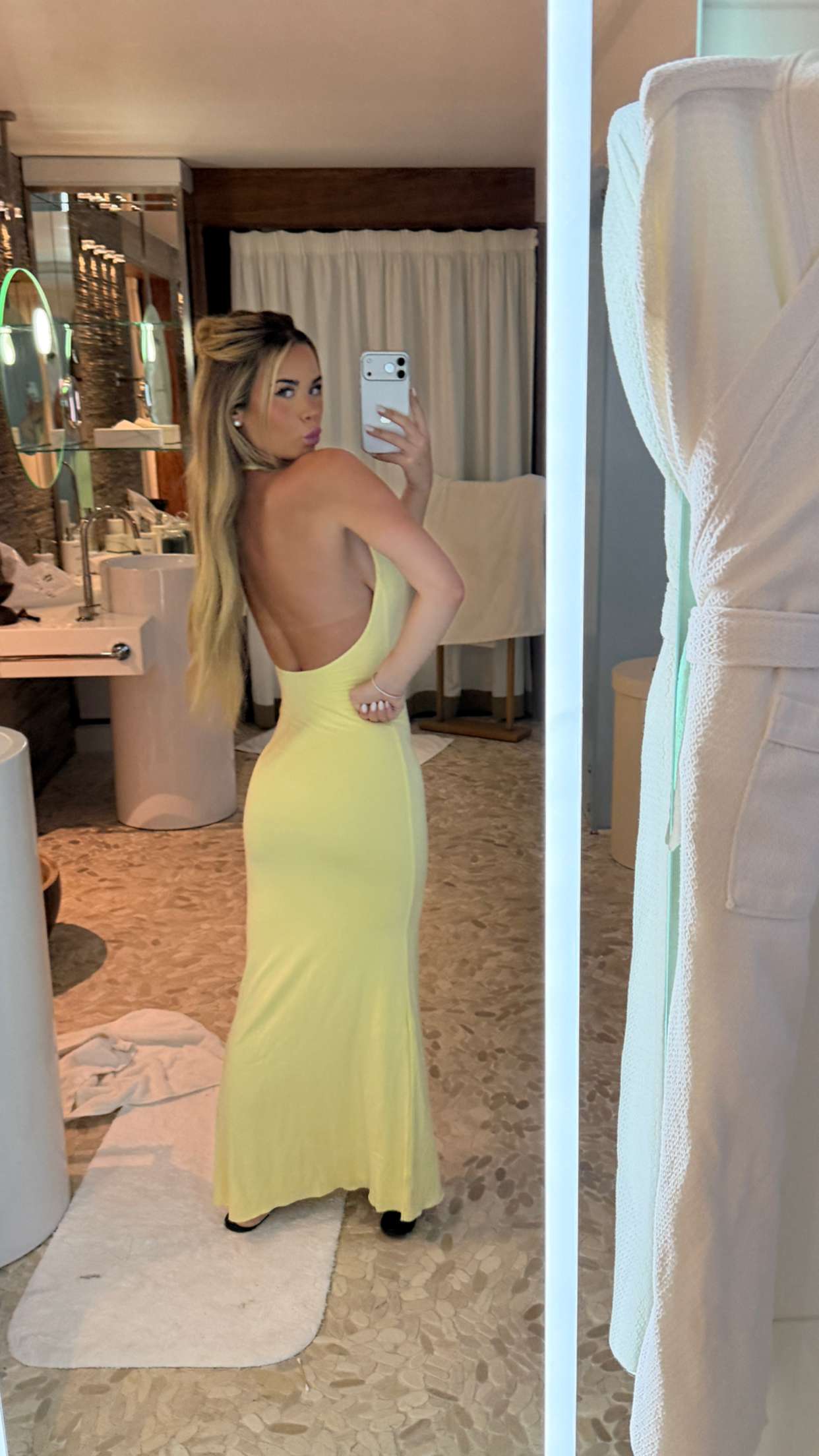 emilyelizabbeth snapchat image archive image