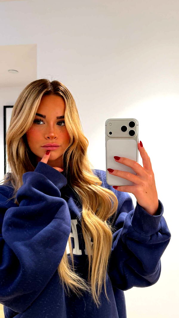 emilyelizabbeth image ~ Altpins