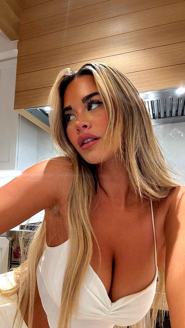 emilyelizabbeth image ~ Altpins