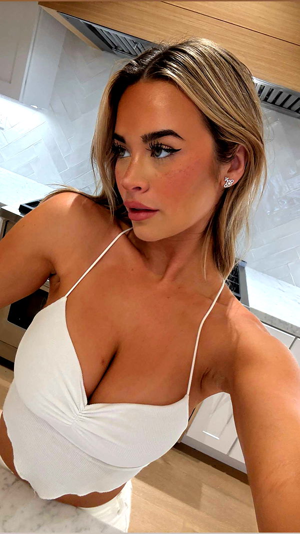 emilyelizabbeth image ~ Altpins