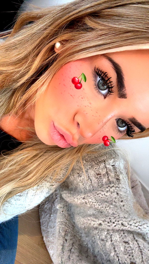 emilyelizabbeth image ~ Altpins