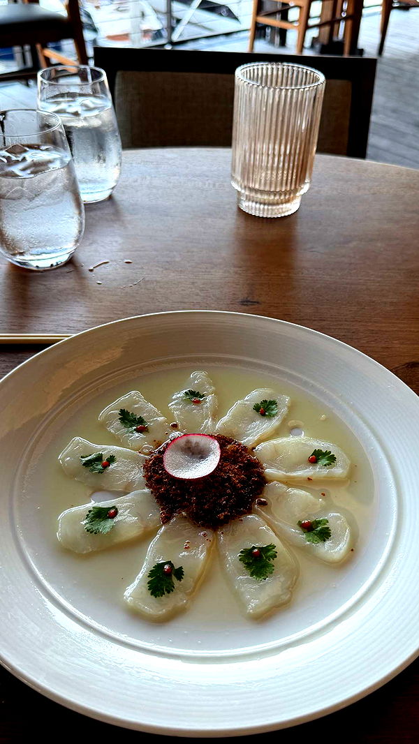 emilyelizabbeth image ~ Altpins