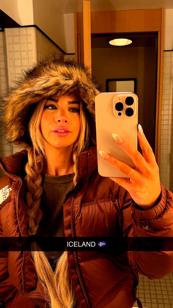 emilyelizabbeth image ~ Altpins