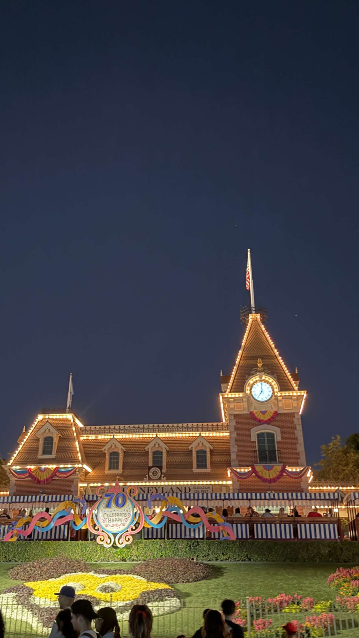 emilyelizabbeth snapchat image archive image