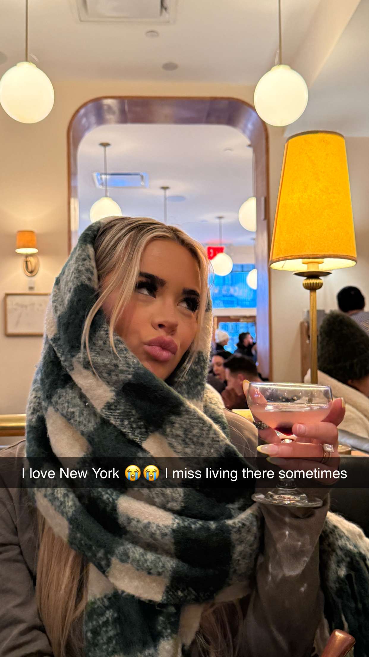 emilyelizabbeth snapchat image archive image