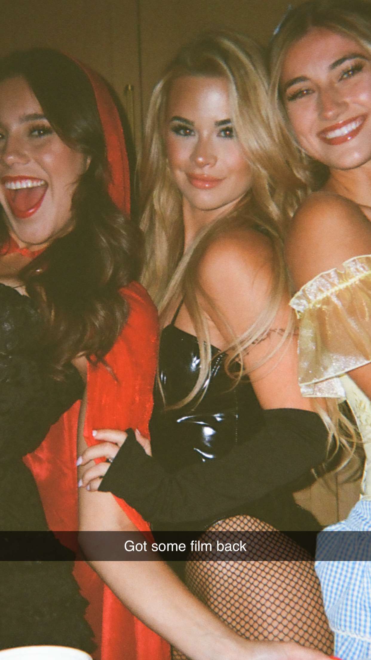 emilyelizabbeth snapchat image archive image