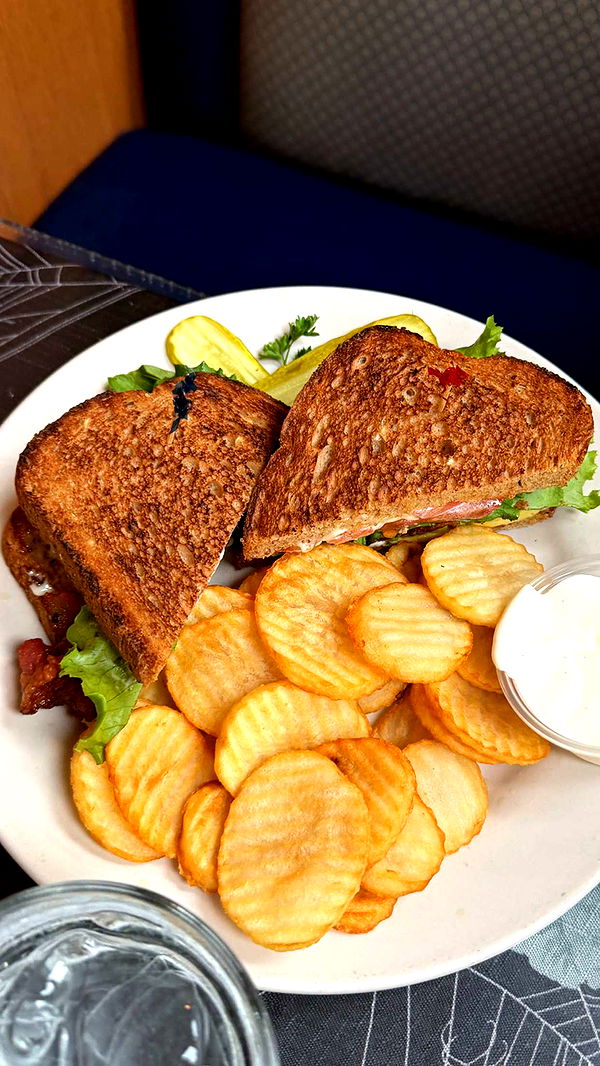 emilyelizabbeth image ~ Altpins