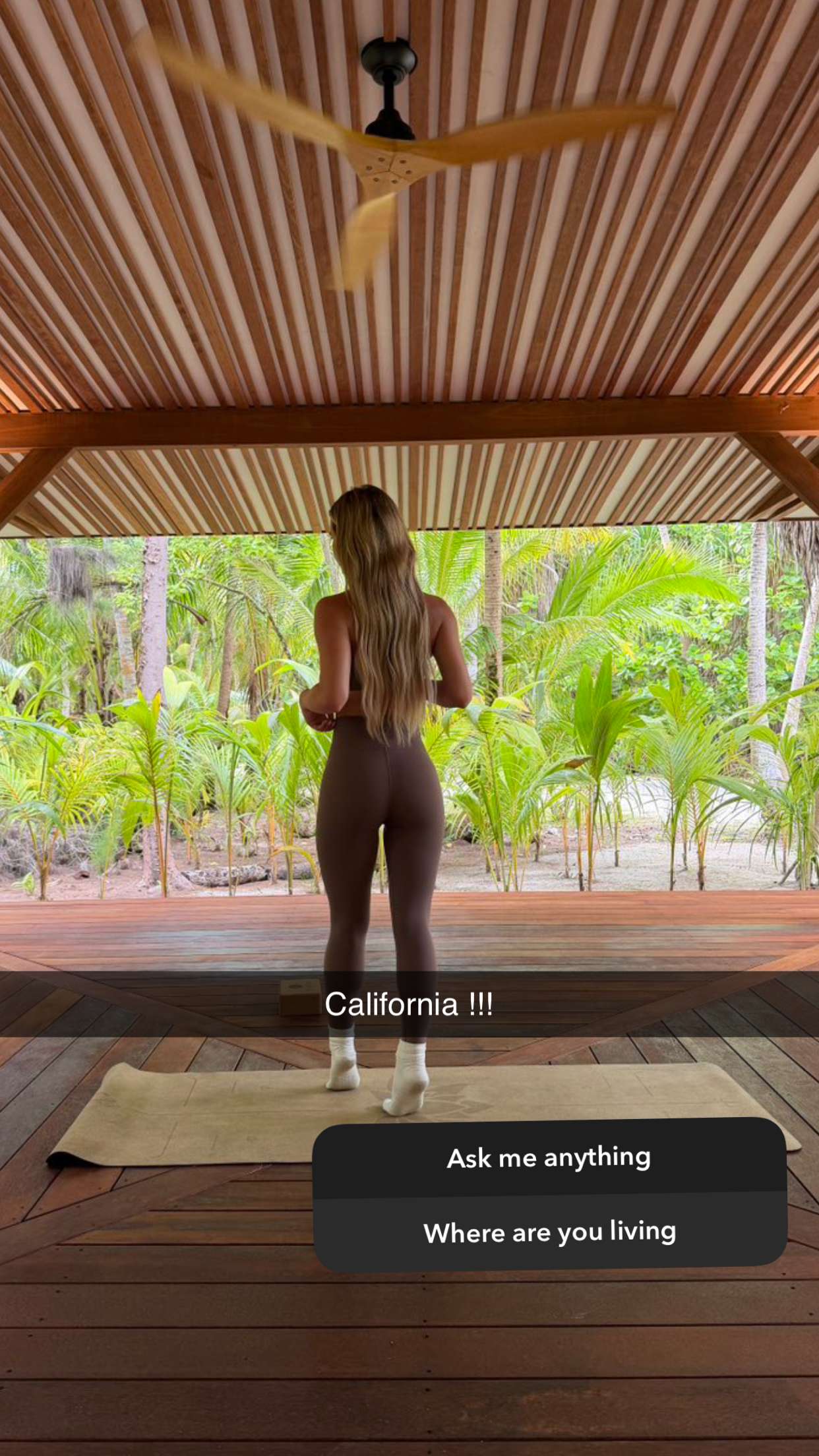 emilyelizabbeth snapchat image archive image