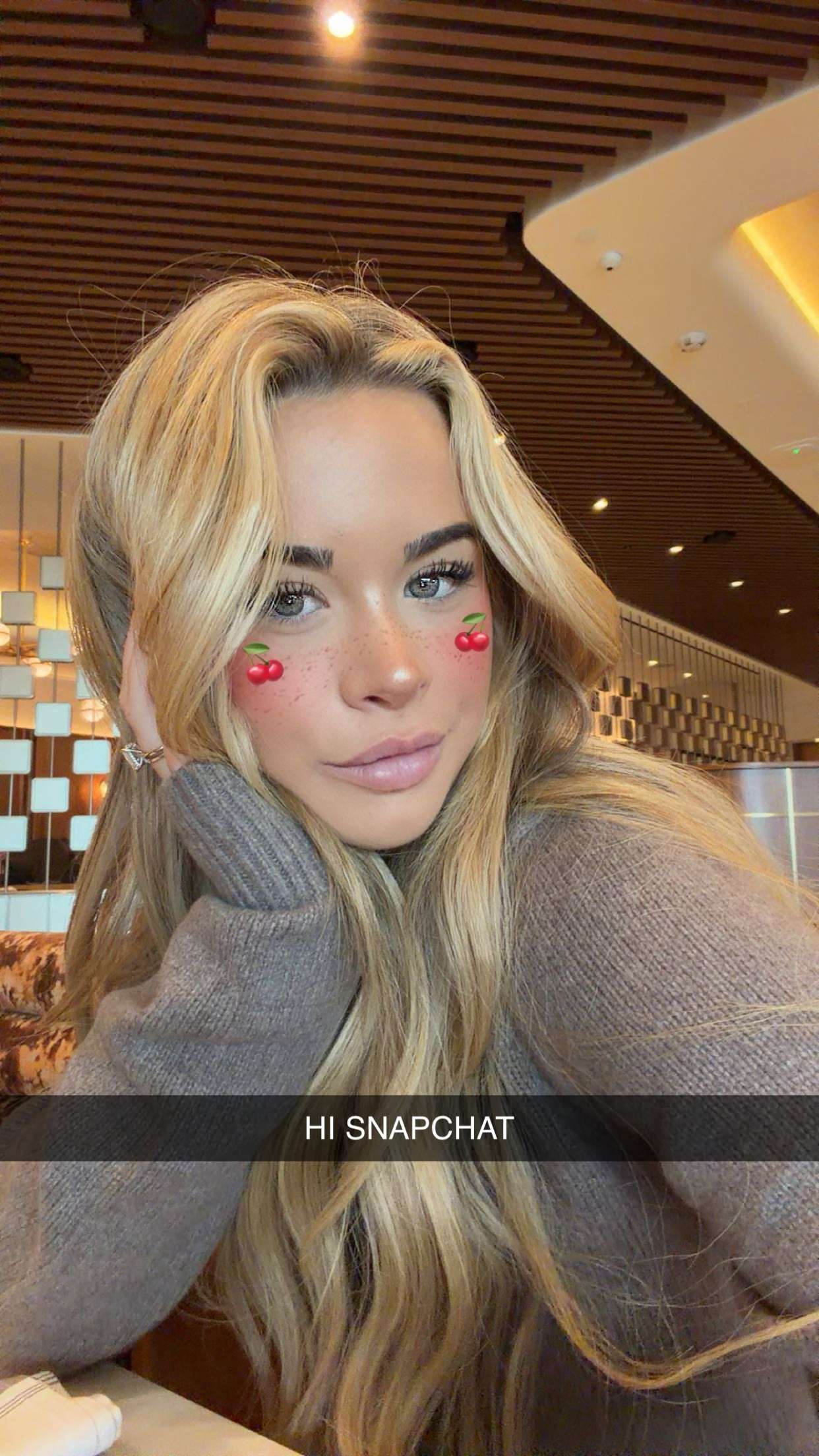 emilyelizabbeth snapchat image archive image