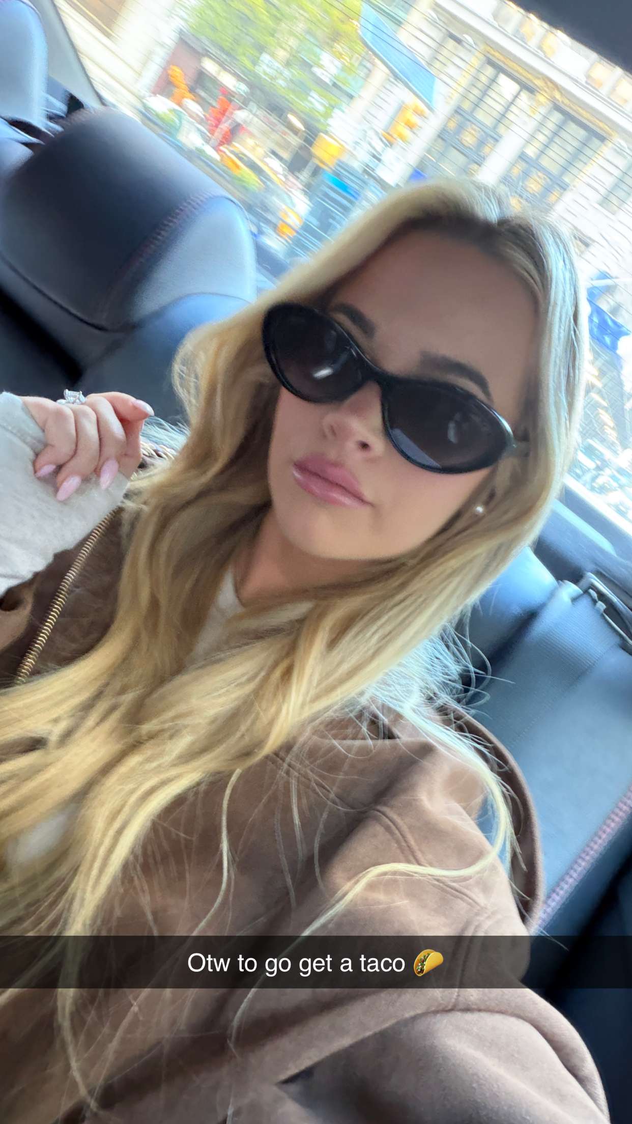 emilyelizabbeth snapchat image archive image