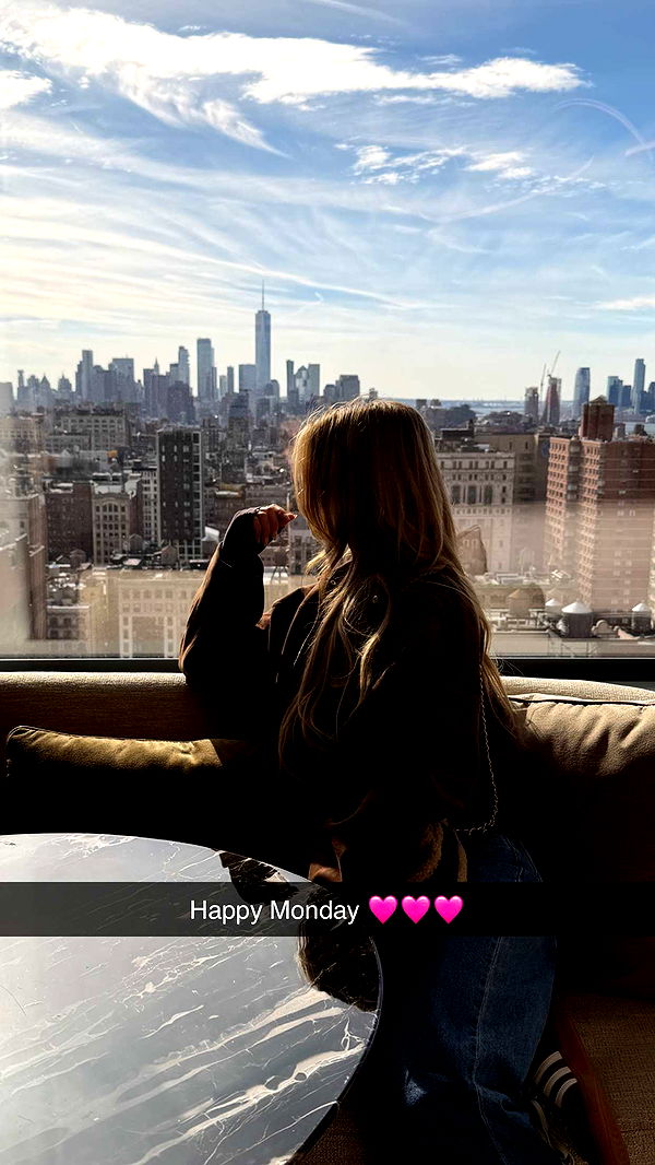 emilyelizabbeth image ~ Altpins