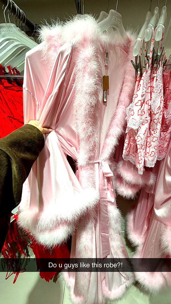 emilyelizabbeth image ~ Altpins