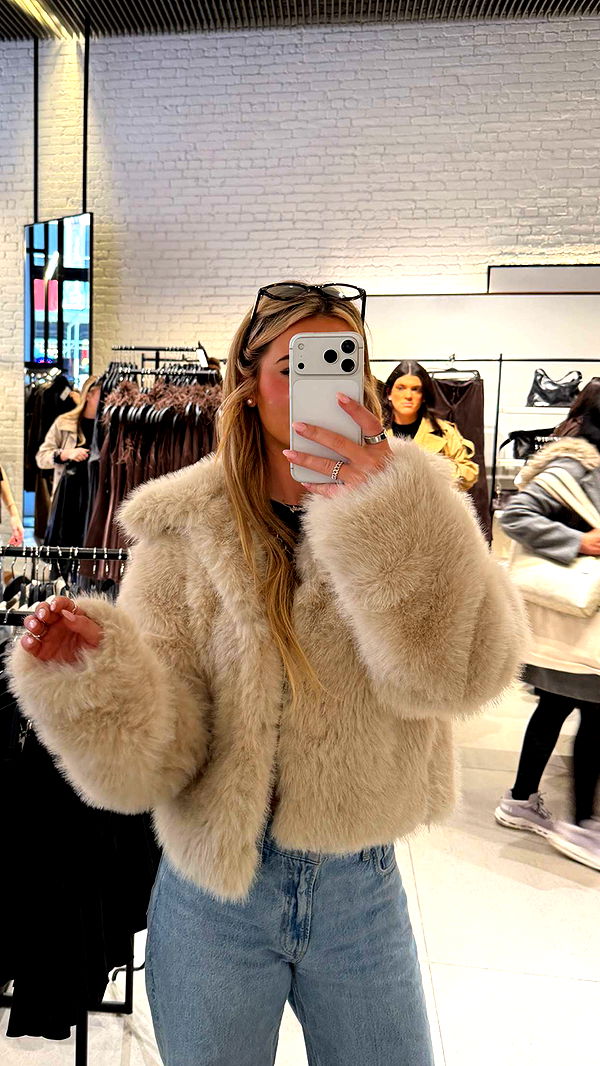 emilyelizabbeth image ~ Altpins