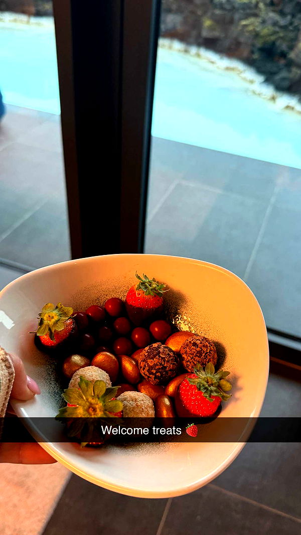 emilyelizabbeth image ~ Altpins