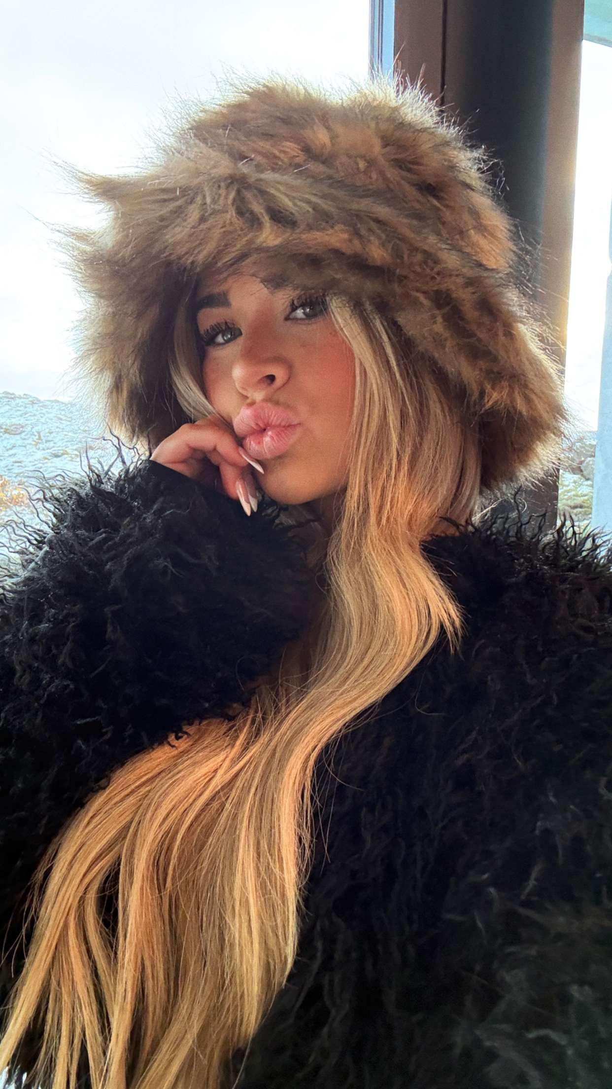 emilyelizabbeth snapchat image archive image