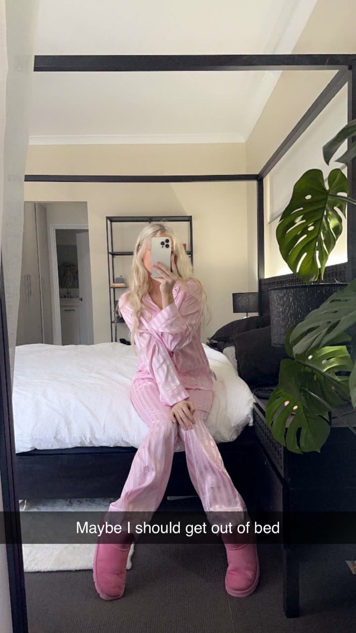 emxllouise snapchat image archive image