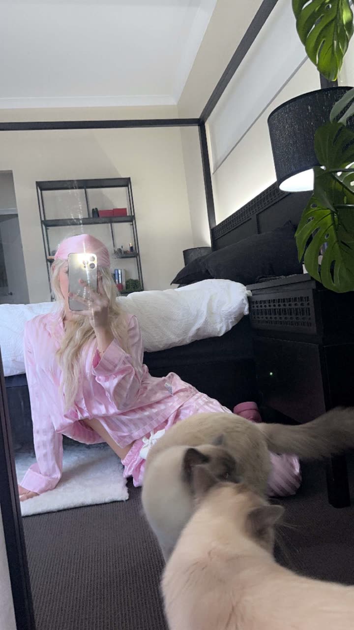 emxllouise snapchat image archive image