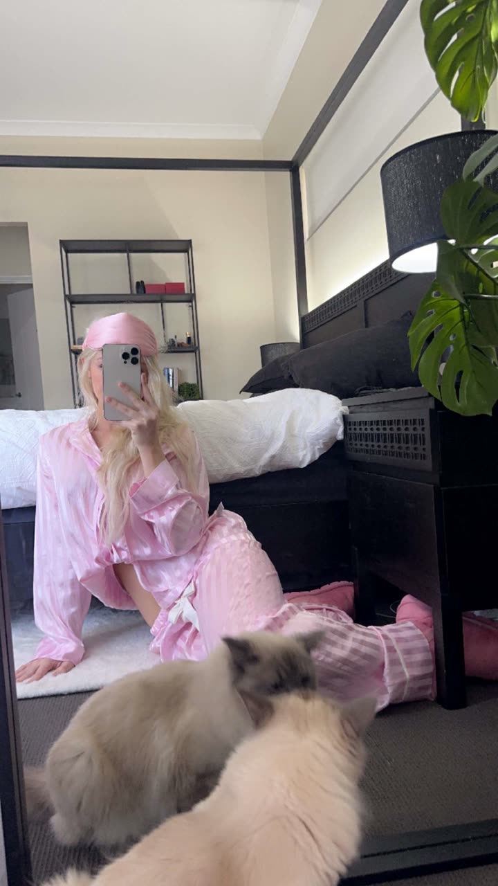 emxllouise snapchat image archive image