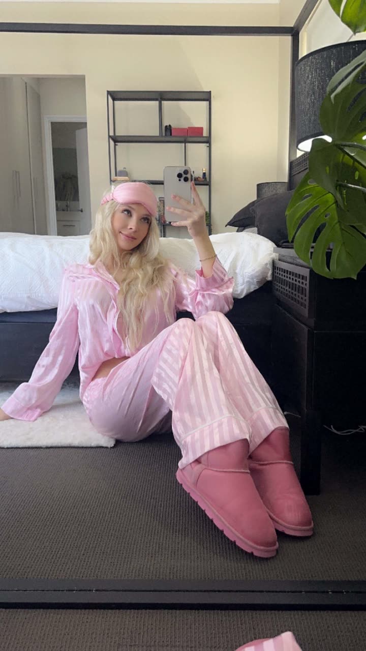 emxllouise snapchat image archive image