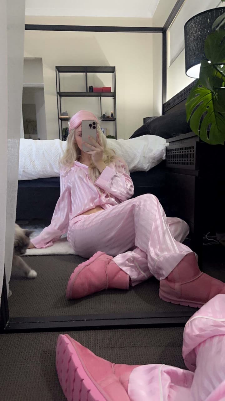 emxllouise snapchat image archive image