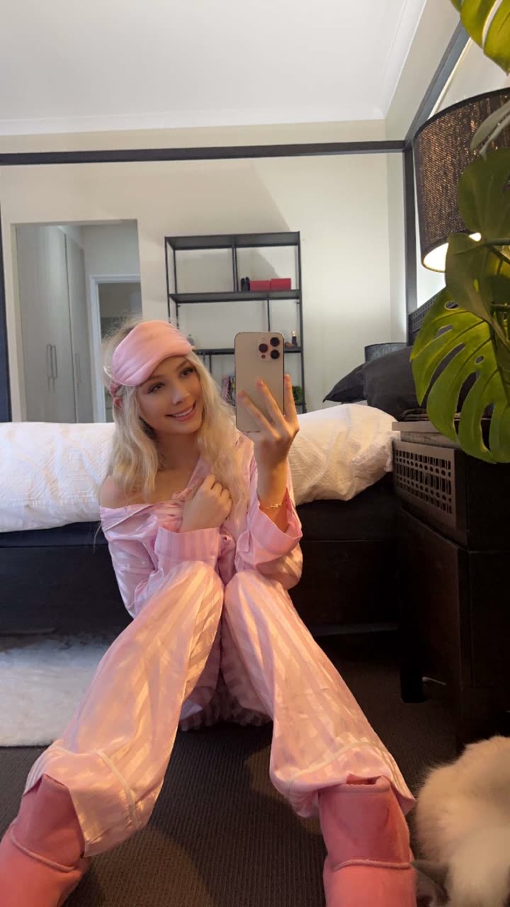 emxllouise snapchat image archive image