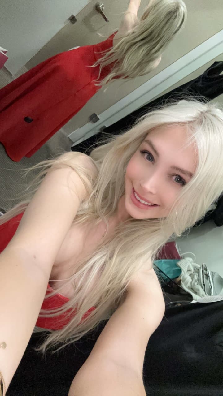 emxllouise snapchat image archive image