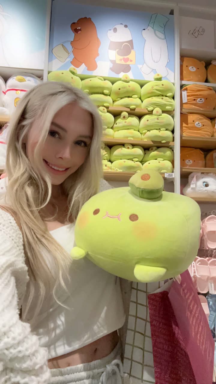 emxllouise snapchat image archive image