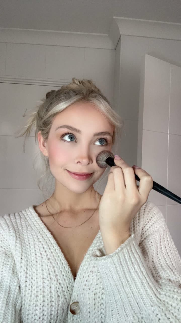 emxllouise snapchat image archive image