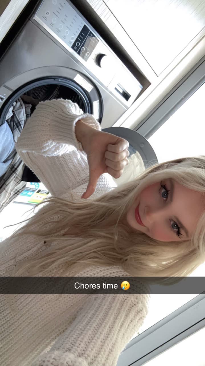 emxllouise snapchat image archive image