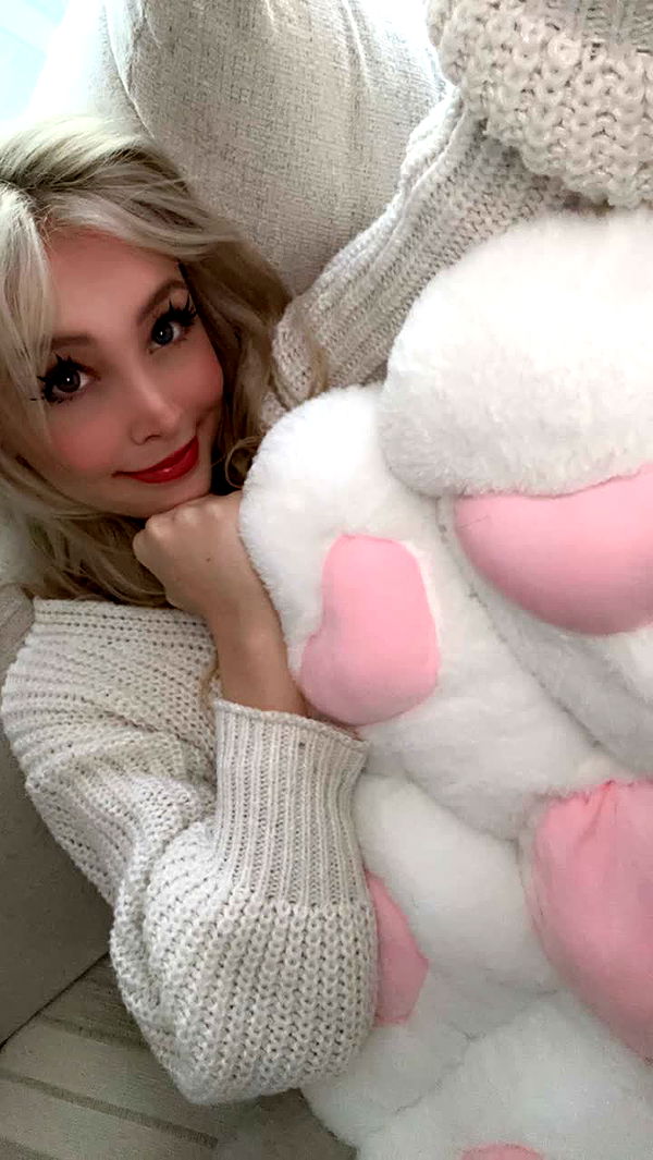 emxllouise image ~ Altpins