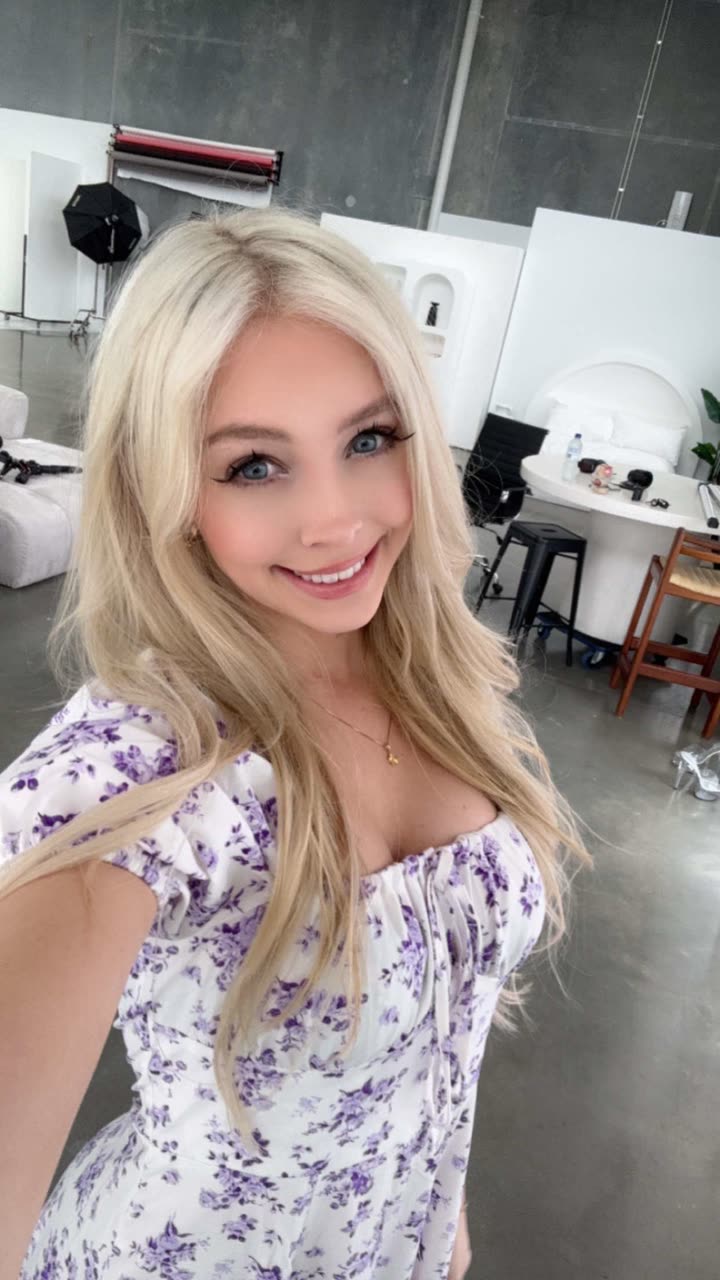 emxllouise snapchat image archive image