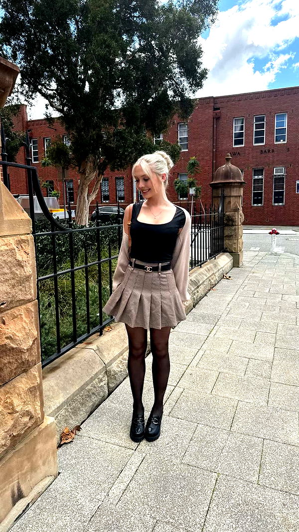 emxllouise image ~ Altpins