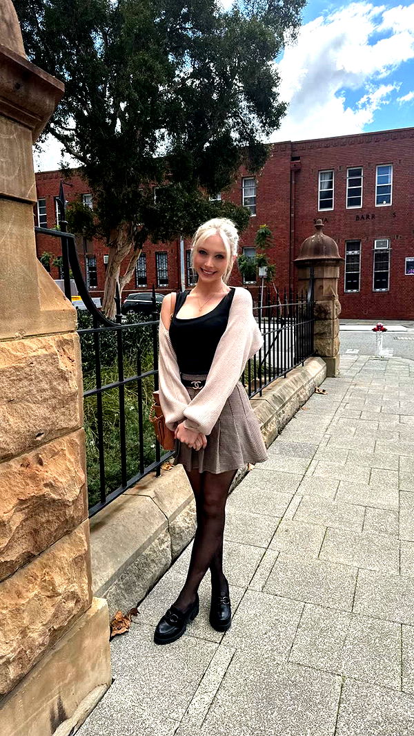 emxllouise image ~ Altpins