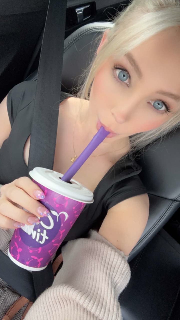 emxllouise snapchat image archive image