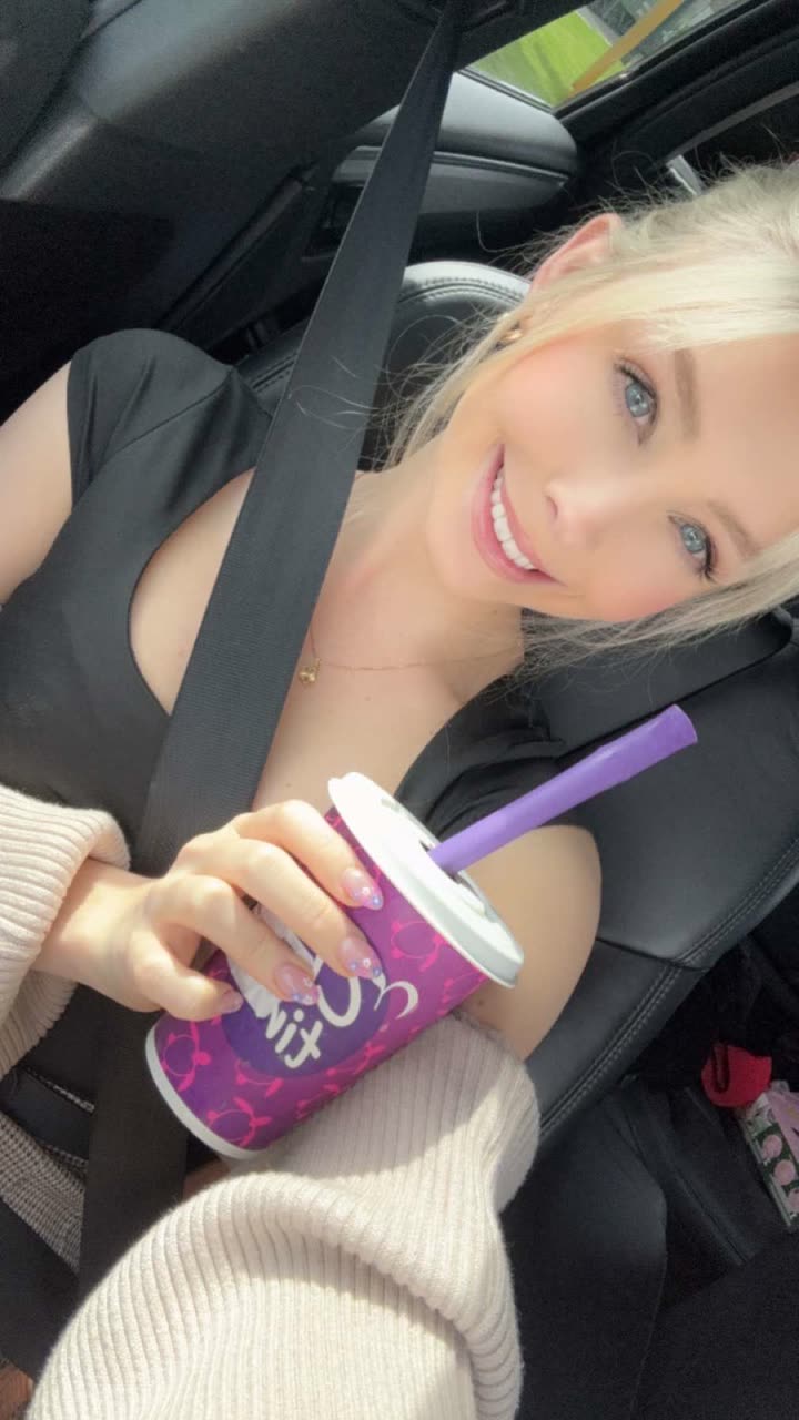 emxllouise snapchat image archive image