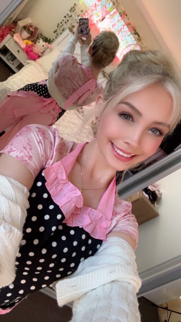 emxllouise snapchat image archive image