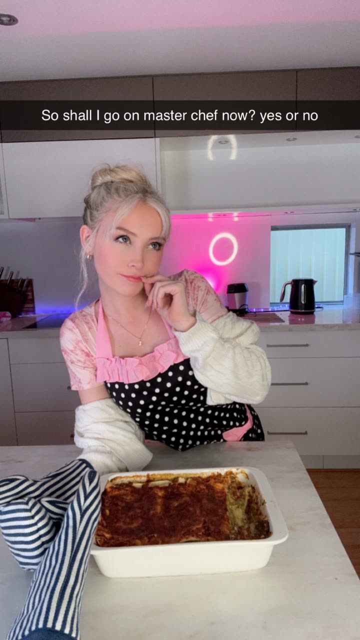 emxllouise snapchat image archive image