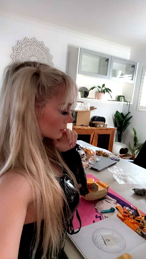 emxllouise image ~ Altpins