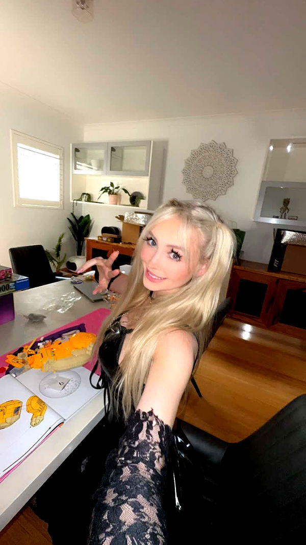 emxllouise image ~ Altpins