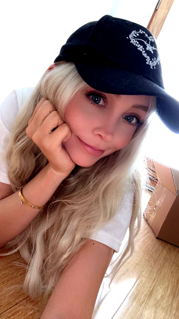 emxllouise image ~ Altpins