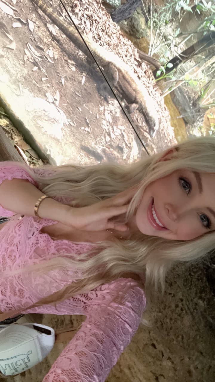 emxllouise snapchat image archive image