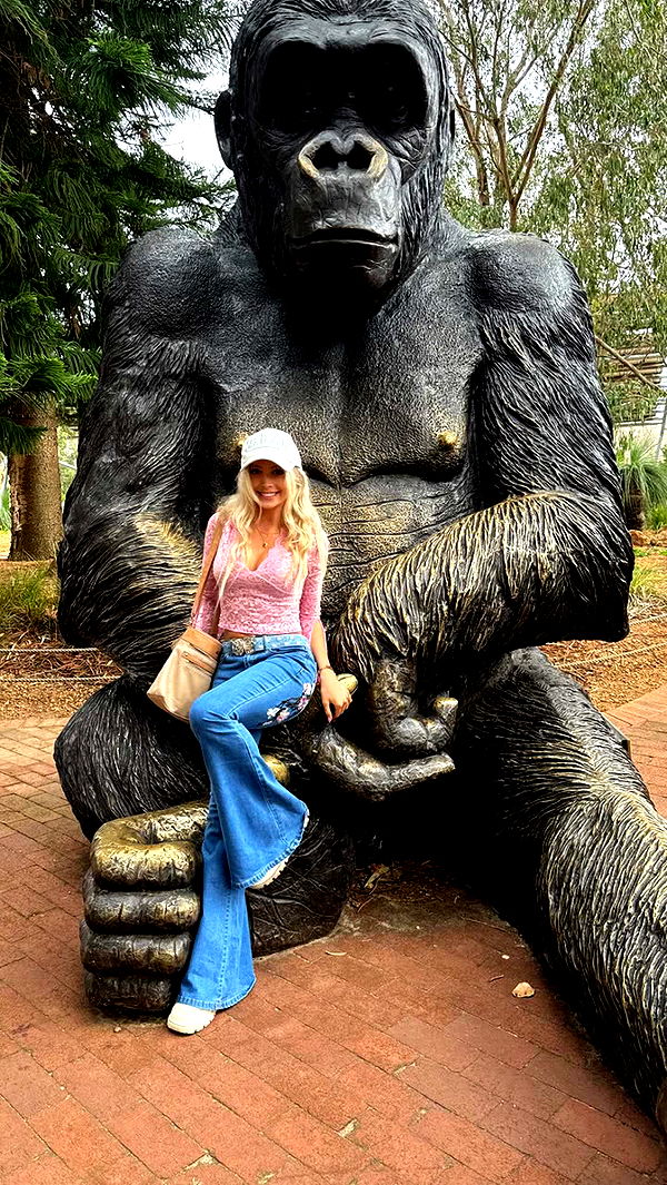 emxllouise image ~ Altpins