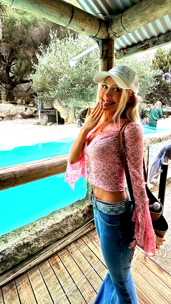 emxllouise image ~ Altpins