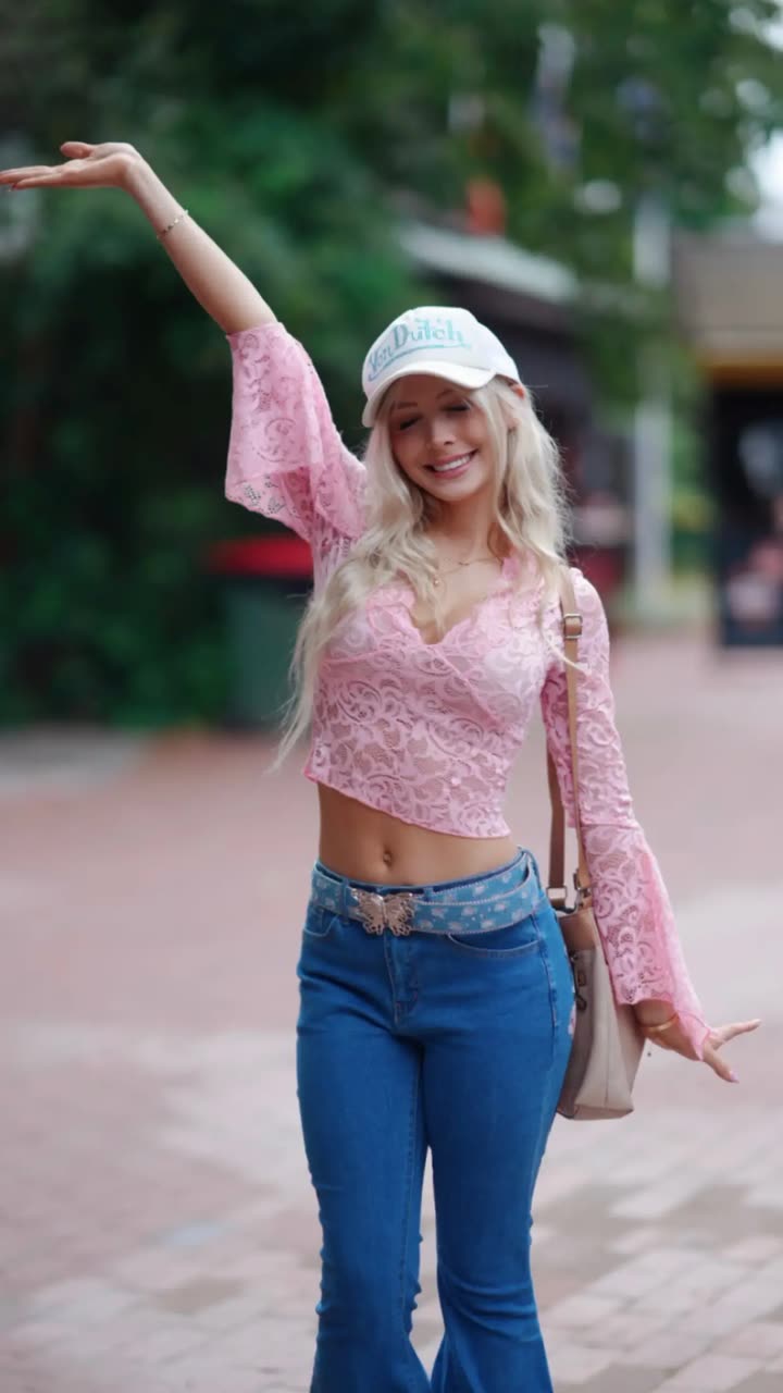 emxllouise snapchat image archive image