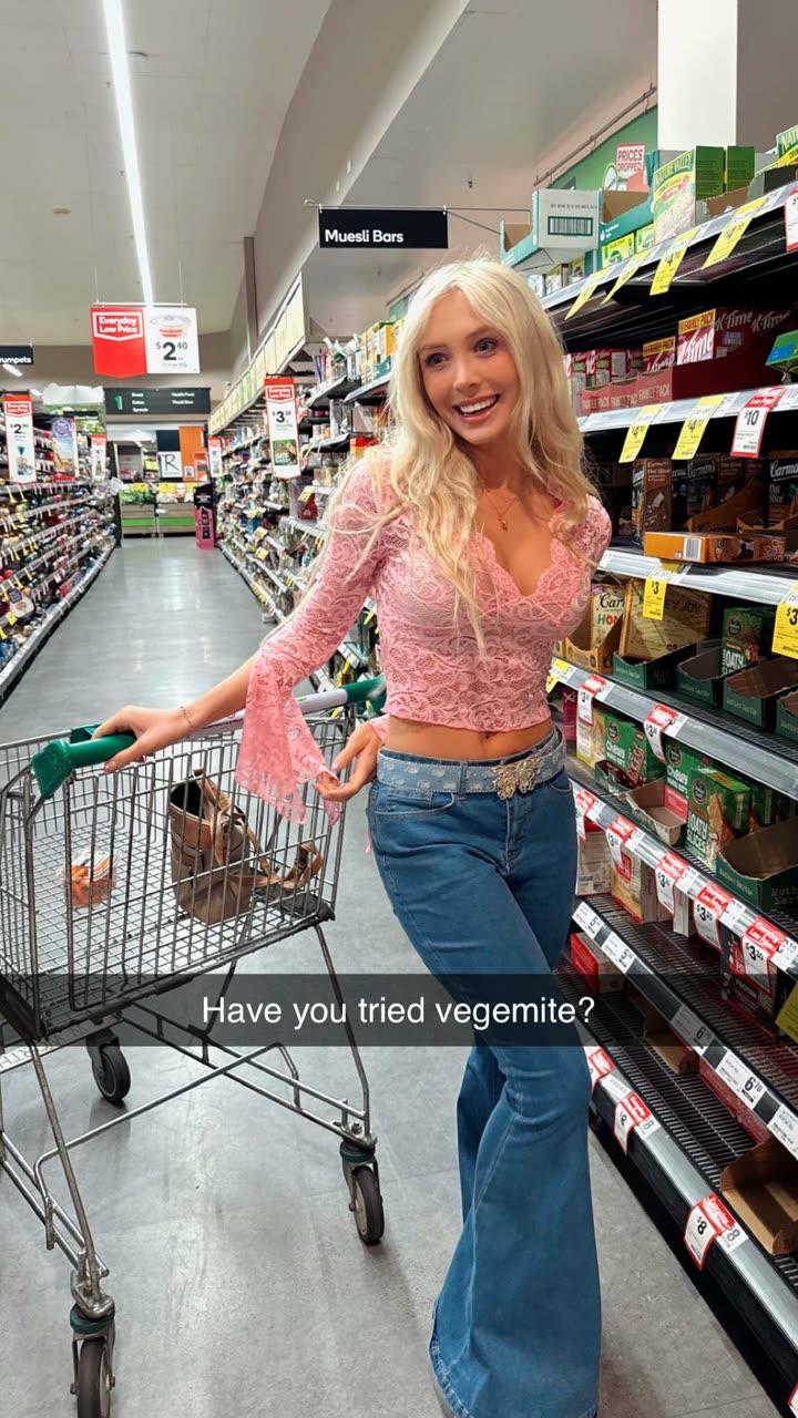 emxllouise snapchat image archive image